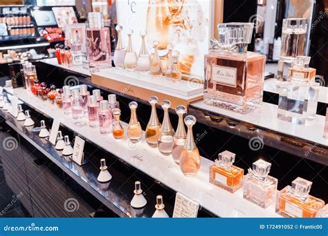 galerie lafayette parfum dior